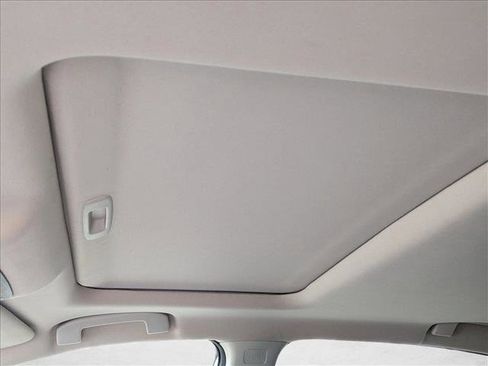 Used 2023 Nissan Altima 2.5 SR w/ SR Premium Package image 15