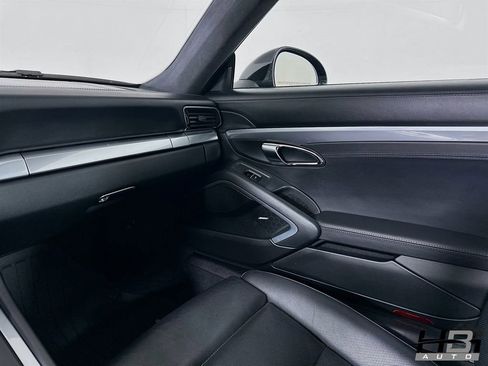Used 2014 Porsche 911 Carrera 4S image 17