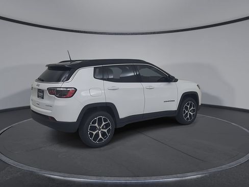 New 2026 Jeep Compass Limited AWD/4WD image 15