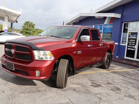 Used 2016 RAM 1500 Express AWD/4WD image 7