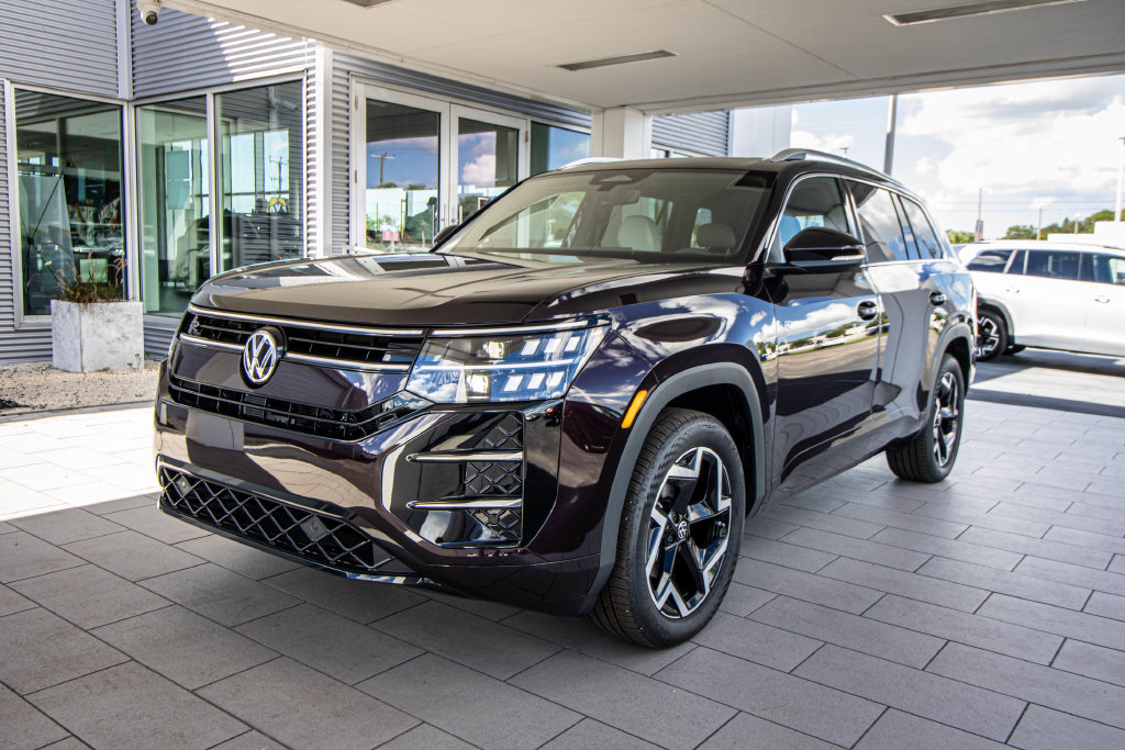 New 2027 Volkswagen Atlas SEL R-Line AWD/4WD image 11