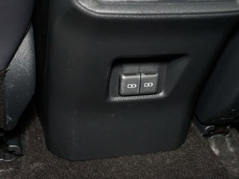 Used 2023 Toyota RAV4 XLE Premium image 25