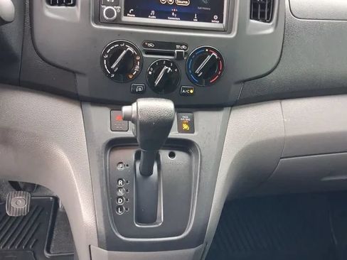 Used 2021 Nissan NV200 SV FWD image 17
