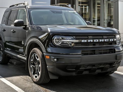 Used 2022 Ford Bronco Sport Outer Banks w/ Tech Package image 10