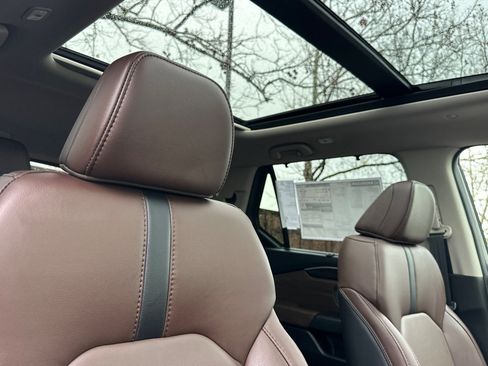 New 2026 Honda Pilot Touring image 16