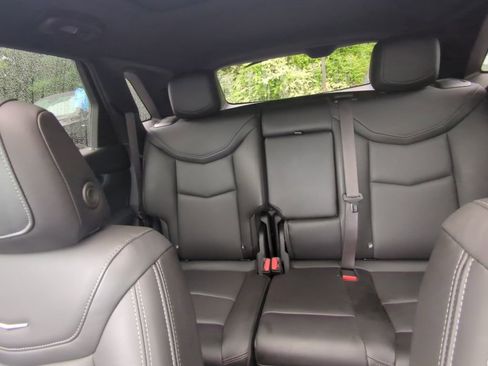 Used 2022 Cadillac XT5 Premium Luxury w/ Technology Package FWD image 19
