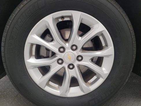 Used 2020 Chevrolet Equinox LT FWD image 31
