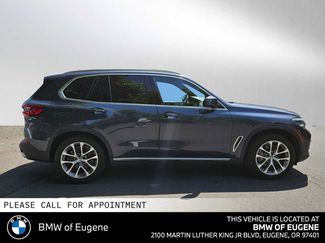 Used 2019 BMW X5 xDrive40i w/ Premium Package 2 AWD/4WD video 2
