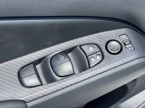 New 2026 Nissan Altima 2.5 SR FWD image 13
