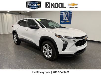 Used 2024 Chevrolet Trax LS w/ Driver Confidence Package