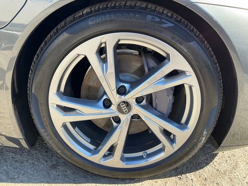 Used 2022 Audi e-tron GT Premium Plus image 79