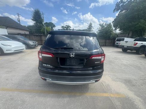 Used 2020 Honda Pilot Touring image 5