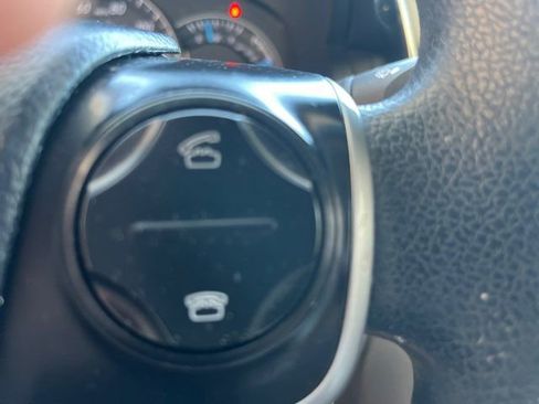 Used 2013 Toyota Camry LE image 16