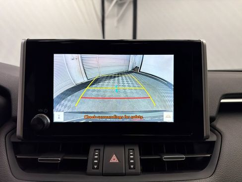 Used 2023 Toyota RAV4 XLE Premium FWD image 32