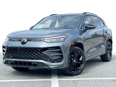 New 2025 Volkswagen Tiguan SE R-Line