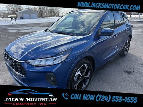 Used 2023 Ford Escape ST-Line Select w/ Tech Pack #2 image 3