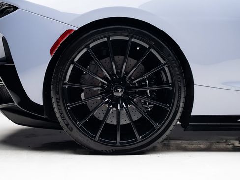 Used 2023 McLaren GT RWD image 36