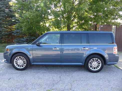 Used 2019 Ford Flex SEL w/ Equipment Group 202A AWD/4WD image 6
