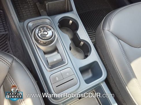 Used 2025 Ford Maverick Lariat w/ Black Appearance Package AWD/4WD image 24
