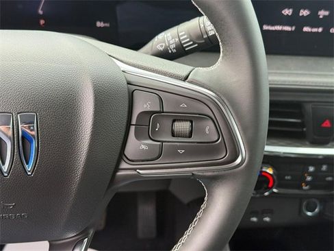 Used 2025 Buick Encore GX Preferred image 20