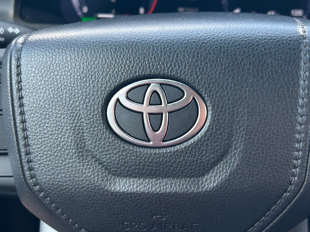 Certified 2025 Toyota Tacoma TRD Pro AWD/4WD image 41