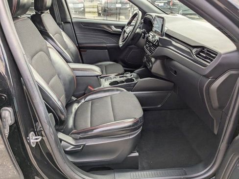 Used 2025 Ford Escape ST-Line image 31