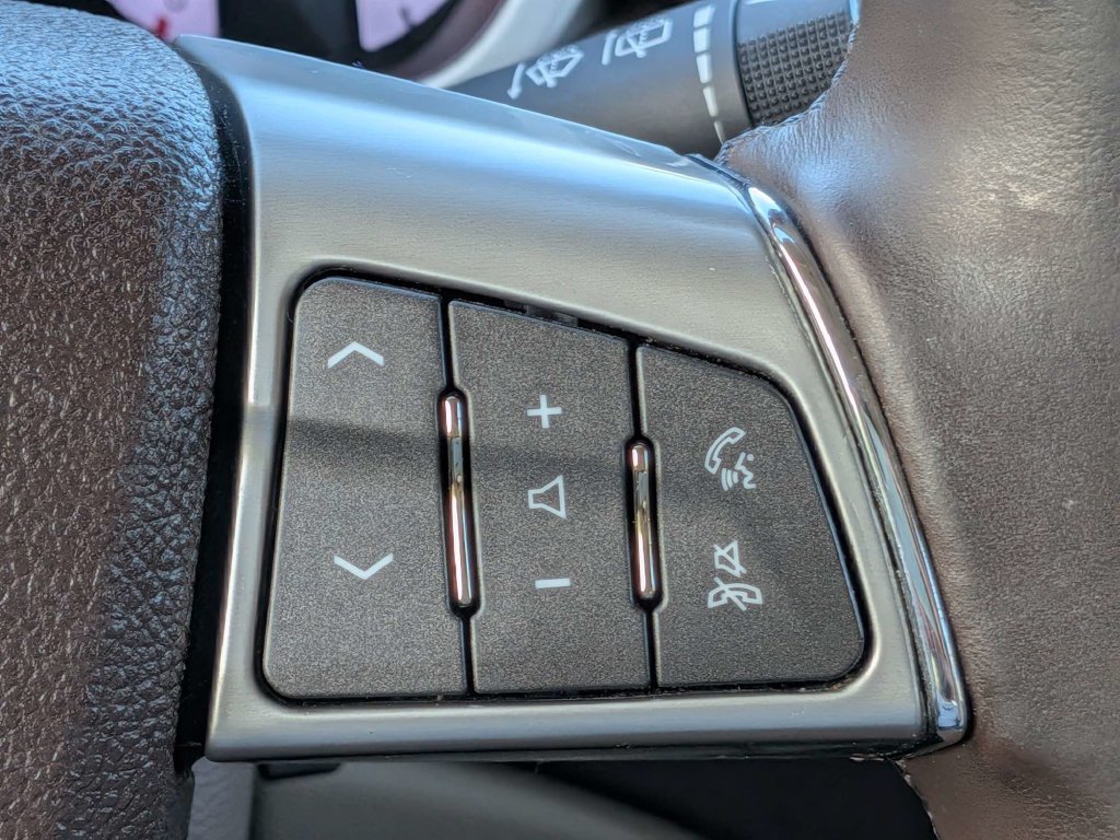 Used 2010 Cadillac SRX Luxury FWD image 27