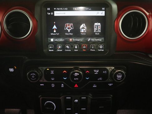 Used 2022 Jeep Gladiator Rubicon w/ LED Lighting Group image 22