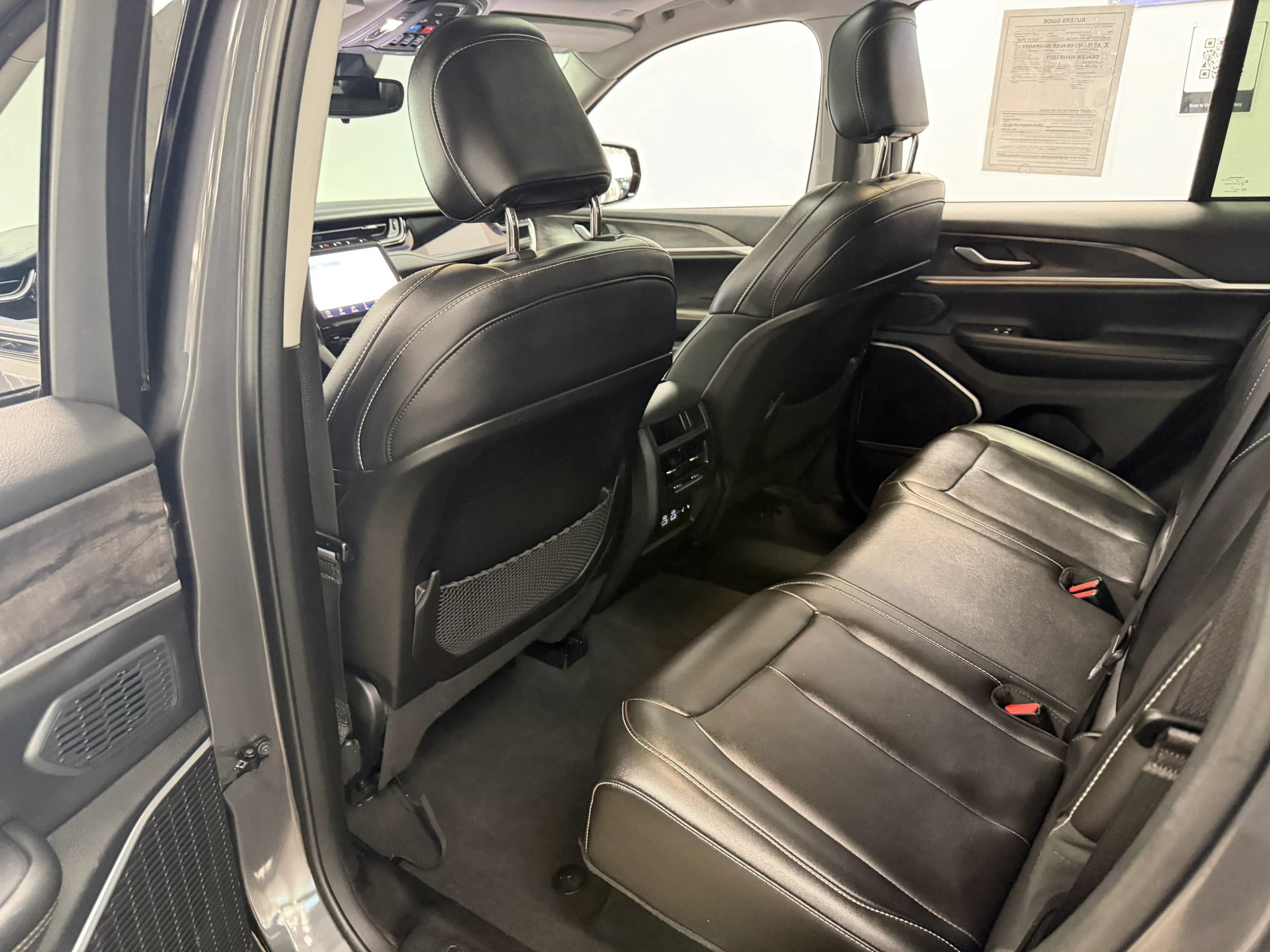 Used 2023 Jeep Grand Cherokee 4WD 4xe image 19