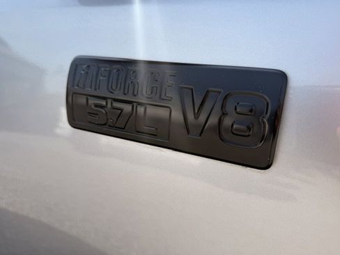 Used 2021 Toyota Tundra SR5 w/ SR5 Upgrade Package image 15