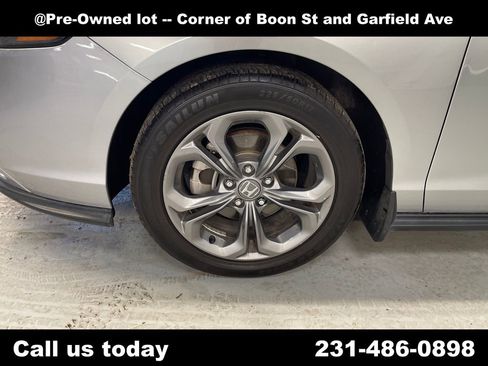Used 2024 Honda Accord EX image 5