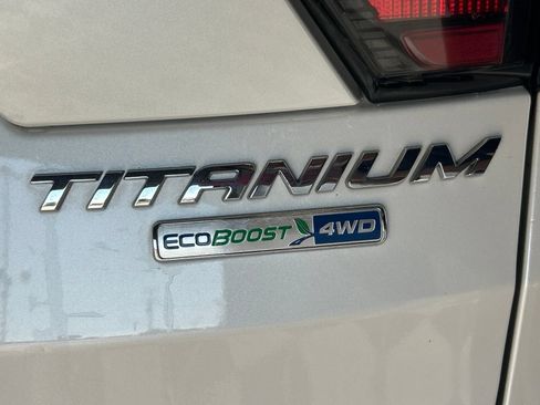Used 2018 Ford Escape Titanium AWD/4WD image 7