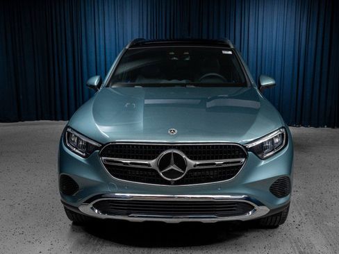 New 2026 Mercedes-Benz GLC 300 4MATIC image 2