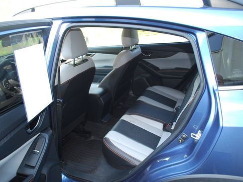 Used 2019 Subaru Crosstrek 2.0i Limited w/ Moonroof Package AWD/4WD image 8