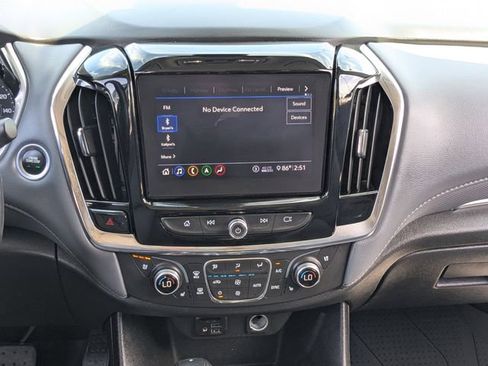 Used 2020 Chevrolet Traverse Premier w/ LPO, 'HIT The Road' Package FWD image 18