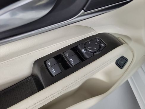 Certified 2024 Cadillac CT4 Luxury RWD image 19