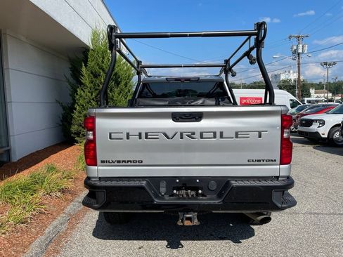 Used 2023 Chevrolet Silverado 2500 Custom w/ Custom Value Package AWD/4WD image 9
