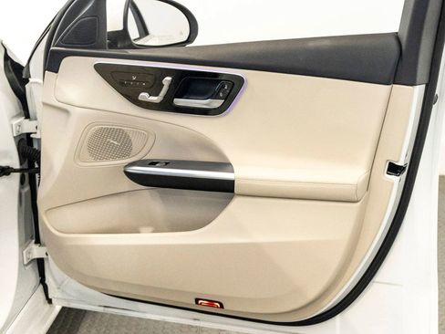 Used 2025 Mercedes-Benz C 300 Sedan image 26