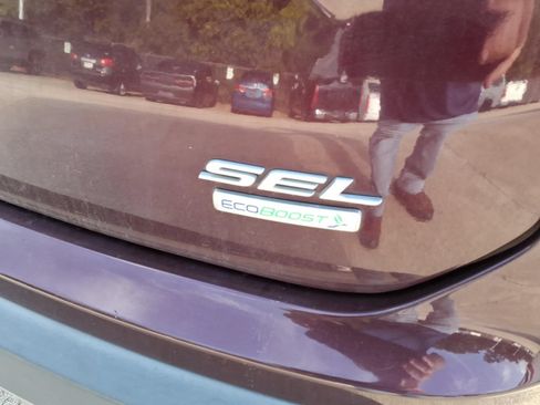 Used 2020 Ford Edge SEL w/ Convenience Package FWD image 7
