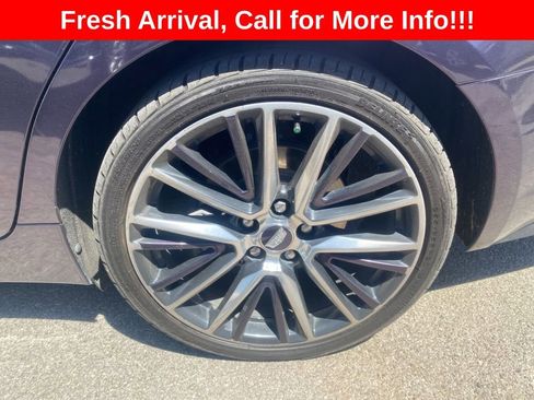 Used 2025 Cadillac CT5 Premium Luxury RWD image 15