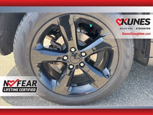 Used 2025 Jeep Grand Cherokee Limited w/ Luxury Tech Group II AWD/4WD image 13
