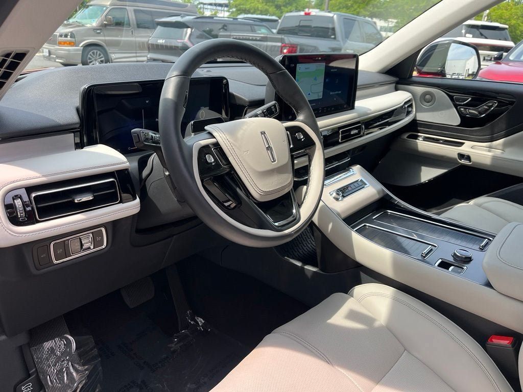 Used 2026 Lincoln Aviator Reserve w/ Luxury Package AWD/4WD image 26