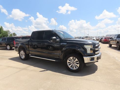 Used 2015 Ford F150 Lariat w/ Equipment Group 501A Mid AWD/4WD image 6