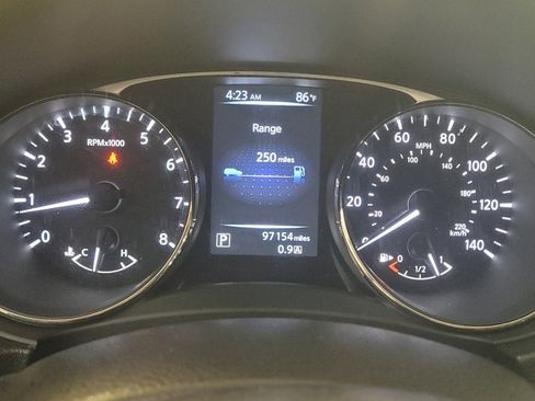 Used 2016 Nissan Rogue SV FWD image 23