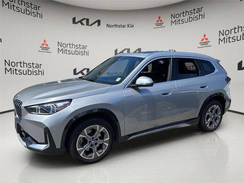 Used 2025 BMW X1 xDrive28i AWD/4WD image 1