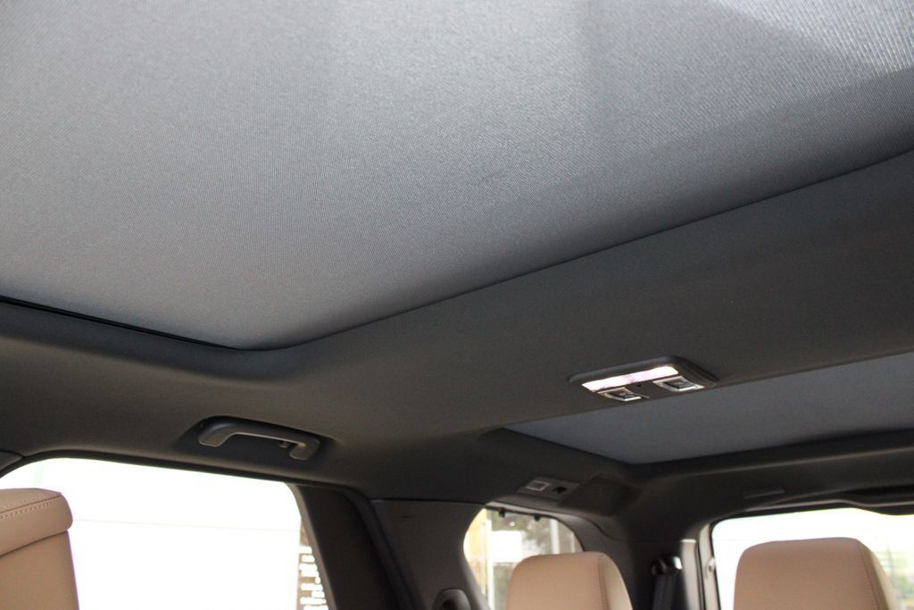 New 2026 Land Rover Discovery Dynamic SE AWD/4WD image 27