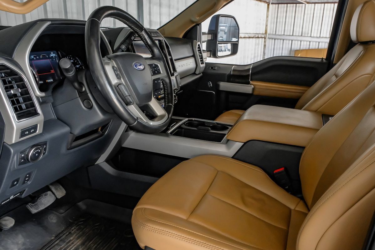 Used 2022 Ford F350 Lariat w/ Lariat Ultimate Package AWD/4WD image 15