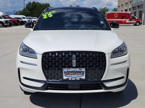 Certified 2025 Lincoln Corsair Reserve w/ Jet Appearance Package AWD/4WD image 5