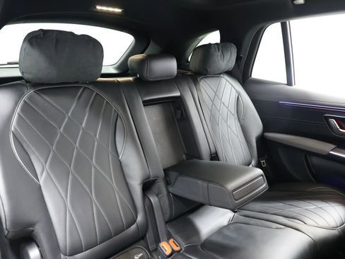 Used 2023 Mercedes-Benz EQS 580 4MATIC SUV image 79