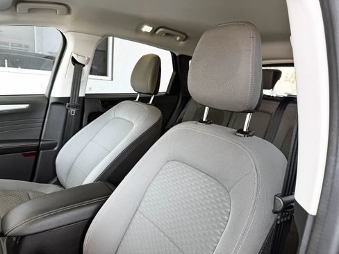 Used 2022 Ford Escape SE w/ Convenience Package FWD image 21